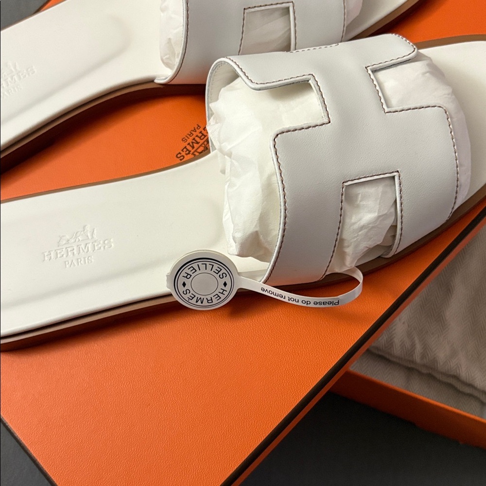Hermes Oran sandals women’s white - Picture 3 of 8